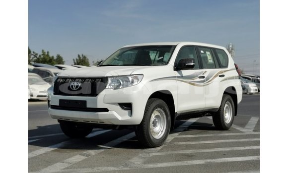 Acheter Import Voiture Toyota Prado Blanc à Import - Dubai, État d'Abia Acheter Import Voiture Toyota Prado Blanc à Import - Dubai, État d'Abia