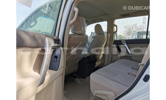 Acheter Import Voiture Toyota Prado Blanc à Import - Dubai, État d'Abia Acheter Import Voiture Toyota Prado Blanc à Import - Dubai, État d'Abia