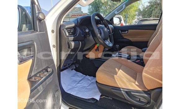 Acheter Import Voiture Toyota Fortuner Blanc à Import - Dubai, État d'Abia Acheter Import Voiture Toyota Fortuner Blanc à Import - Dubai, État d'Abia