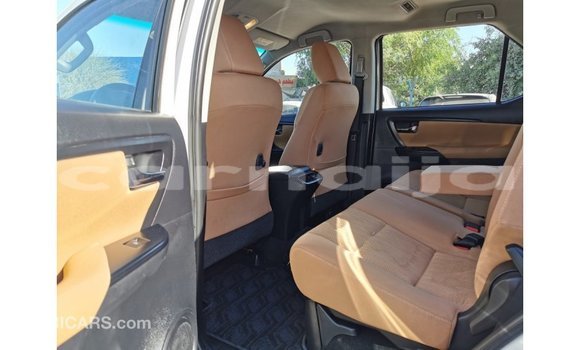 Acheter Import Voiture Toyota Fortuner Blanc à Import - Dubai, État d'Abia Acheter Import Voiture Toyota Fortuner Blanc à Import - Dubai, État d'Abia