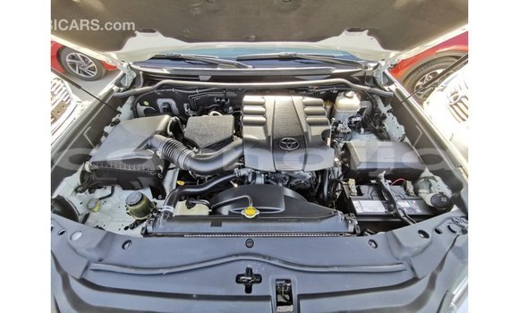 Buy Import Toyota Land Cruiser White Car in Import - Dubai in Abia State Buy Import Toyota Land Cruiser White Car in Import - Dubai in Abia State