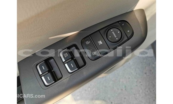 Buy Import Kia Sportage White Car in Import - Dubai in Abia State Buy Import Kia Sportage White Car in Import - Dubai in Abia State