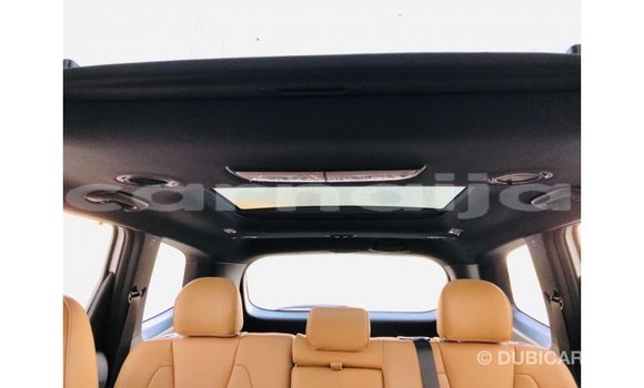 Acheter Import Voiture Kia Carens Blanc à Import - Dubai, État d'Abia Acheter Import Voiture Kia Carens Blanc à Import - Dubai, État d'Abia