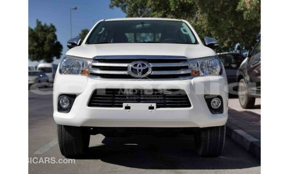 Buy Import Toyota Hilux White Car in Import - Dubai in Abia State Buy Import Toyota Hilux White Car in Import - Dubai in Abia State