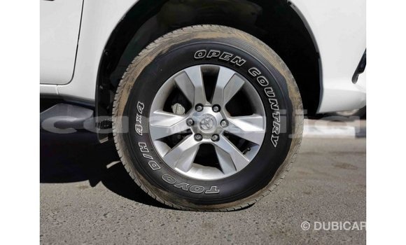 Buy Import Toyota Hilux White Car in Import - Dubai in Abia State Buy Import Toyota Hilux White Car in Import - Dubai in Abia State
