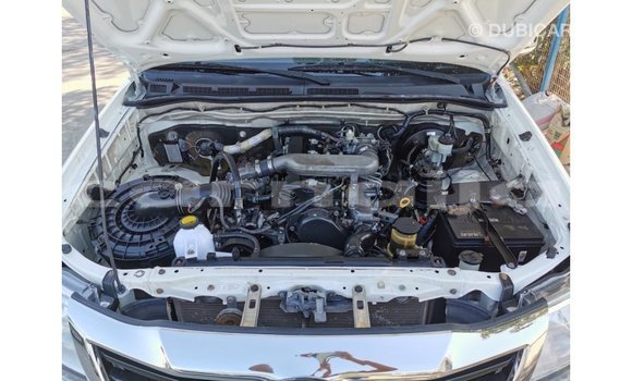 Acheter Import Voiture Toyota Hilux Blanc à Import - Dubai, État d'Abia Acheter Import Voiture Toyota Hilux Blanc à Import - Dubai, État d'Abia