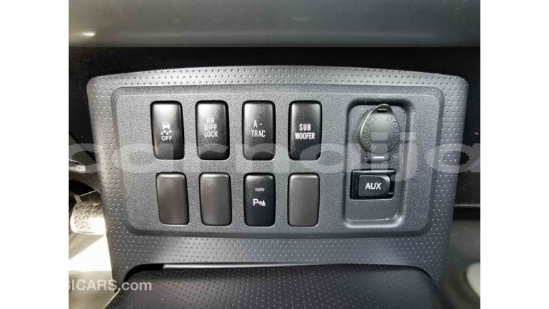 Big with watermark toyota fj cruiser abia state import dubai 15702