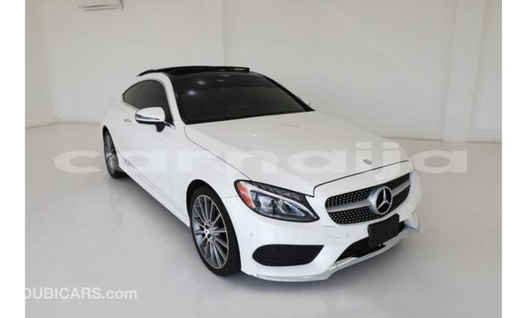 Buy Import Mercedes‒Benz 1117 White Truck in Import - Dubai in Abia State Buy Import Mercedes‒Benz 1117 White Truck in Import - Dubai in Abia State