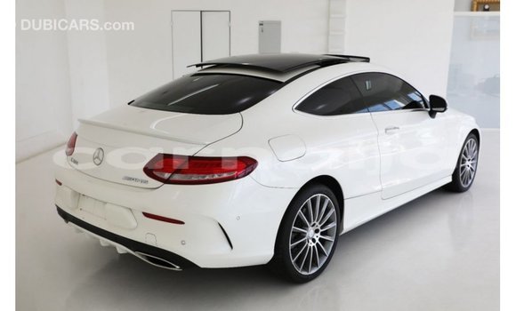 Buy Import Mercedes‒Benz 1117 White Truck in Import - Dubai in Abia State Buy Import Mercedes‒Benz 1117 White Truck in Import - Dubai in Abia State