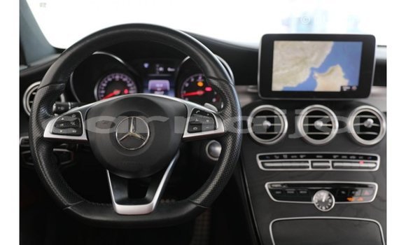 Buy Import Mercedes‒Benz 1117 White Truck in Import - Dubai in Abia State Buy Import Mercedes‒Benz 1117 White Truck in Import - Dubai in Abia State