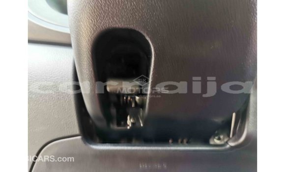 Acheter Import Voiture Toyota Hilux Blanc à Import - Dubai, État d'Abia Acheter Import Voiture Toyota Hilux Blanc à Import - Dubai, État d'Abia