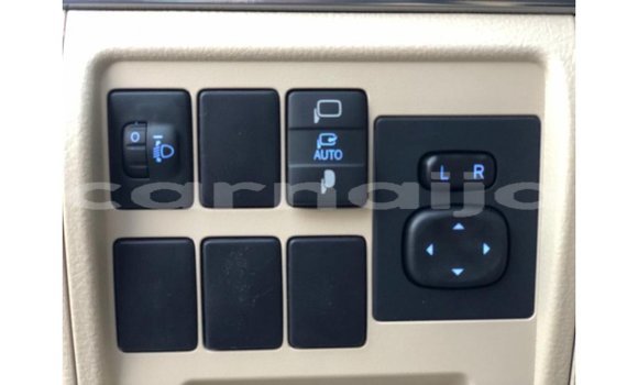 Buy Import Toyota Land Cruiser White Car in Import - Dubai in Abia State Buy Import Toyota Land Cruiser White Car in Import - Dubai in Abia State