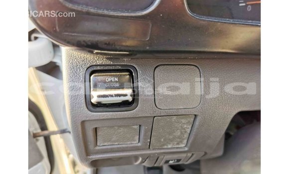 Acheter Import Voiture Toyota Coaster Blanc à Import - Dubai, État d'Abia Acheter Import Voiture Toyota Coaster Blanc à Import - Dubai, État d'Abia