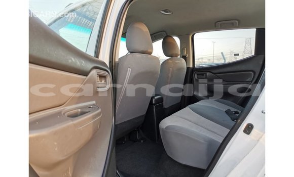 Buy Import Mitsubishi L200 White Car in Import - Dubai in Abia State Buy Import Mitsubishi L200 White Car in Import - Dubai in Abia State