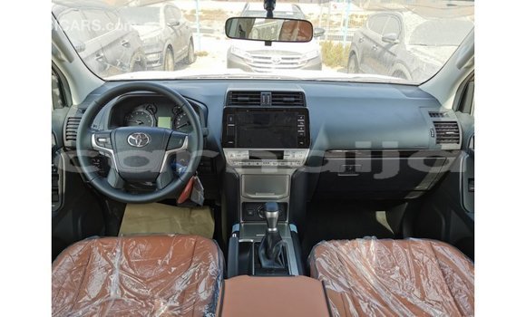 Acheter Import Voiture Toyota Prado Blanc à Import - Dubai, État d'Abia Acheter Import Voiture Toyota Prado Blanc à Import - Dubai, État d'Abia