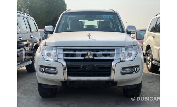 Buy Import Mitsubishi Pajero White Car in Import - Dubai in Abia State Buy Import Mitsubishi Pajero White Car in Import - Dubai in Abia State