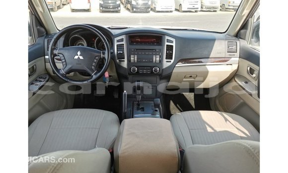 Buy Import Mitsubishi Pajero White Car in Import - Dubai in Abia State Buy Import Mitsubishi Pajero White Car in Import - Dubai in Abia State
