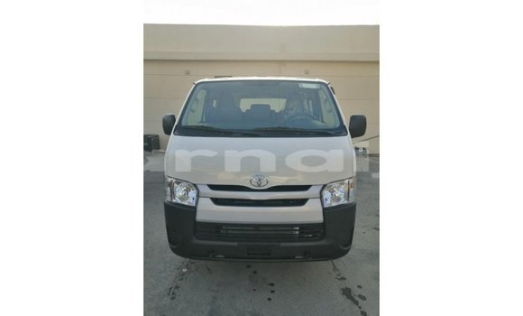 Acheter Import Utilitaire Toyota DA Blanc à Import - Dubai, État d'Abia Acheter Import Utilitaire Toyota DA Blanc à Import - Dubai, État d'Abia