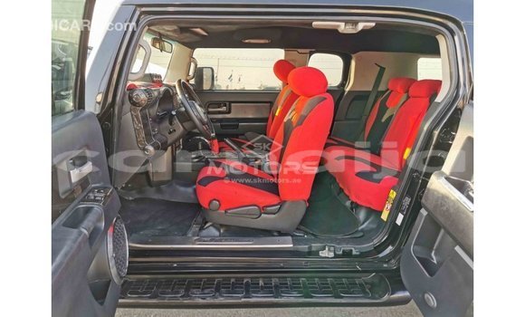Acheter Import Voiture Toyota FJ Cruiser Noir à Import - Dubai, État d'Abia Acheter Import Voiture Toyota FJ Cruiser Noir à Import - Dubai, État d'Abia