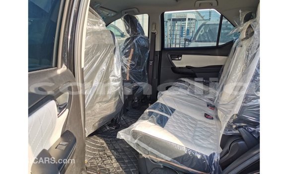 Acheter Import Voiture Toyota Fortuner Noir à Import - Dubai, État d'Abia Acheter Import Voiture Toyota Fortuner Noir à Import - Dubai, État d'Abia