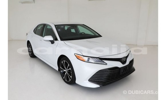 Buy Import Toyota Camry White Car in Import - Dubai in Abia State Buy Import Toyota Camry White Car in Import - Dubai in Abia State