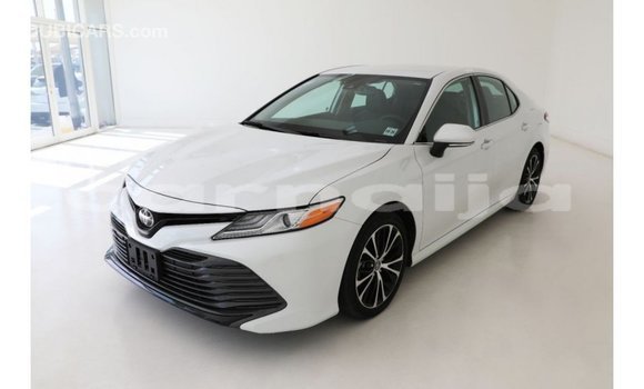 Buy Import Toyota Camry White Car in Import - Dubai in Abia State Buy Import Toyota Camry White Car in Import - Dubai in Abia State