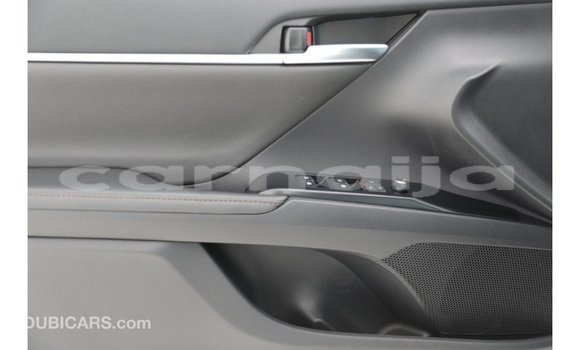 Buy Import Toyota Camry White Car in Import - Dubai in Abia State Buy Import Toyota Camry White Car in Import - Dubai in Abia State