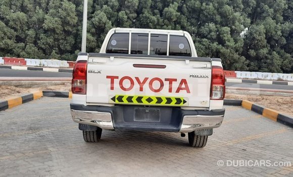 Buy Import Toyota Hilux White Car in Import - Dubai in Abia State Buy Import Toyota Hilux White Car in Import - Dubai in Abia State