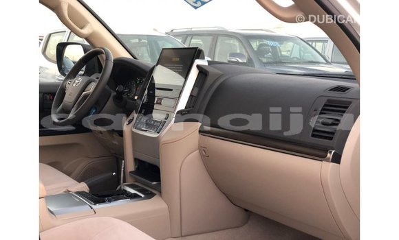 Buy Import Toyota Land Cruiser White Car in Import - Dubai in Abia State Buy Import Toyota Land Cruiser White Car in Import - Dubai in Abia State