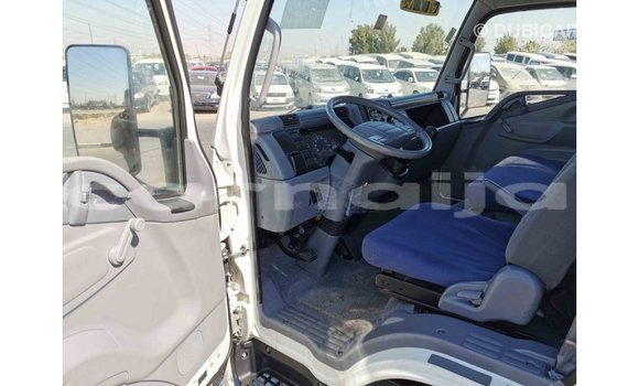Acheter Import Utilitaire Mitsubishi L400 Blanc à Import - Dubai, État d'Abia Acheter Import Utilitaire Mitsubishi L400 Blanc à Import - Dubai, État d'Abia