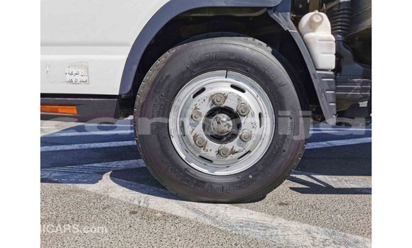 Acheter Import Utilitaire Mitsubishi L400 Blanc à Import - Dubai, État d'Abia Acheter Import Utilitaire Mitsubishi L400 Blanc à Import - Dubai, État d'Abia