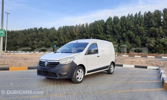 Buy Import Renault 19 White Car in Import - Dubai in Abia State Buy Import Renault 19 White Car in Import - Dubai in Abia State