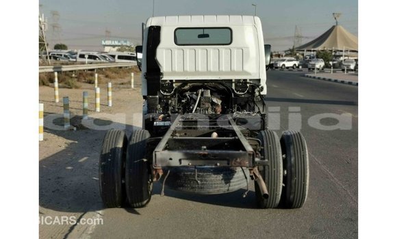 Buy Import Mitsubishi L400 White Truck in Import - Dubai in Abia State Buy Import Mitsubishi L400 White Truck in Import - Dubai in Abia State