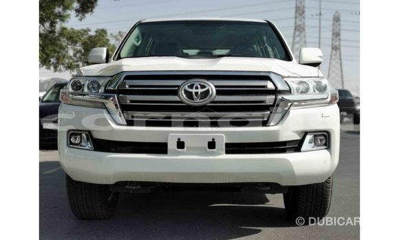 Acheter Import Voiture Toyota Land Cruiser Blanc à Import - Dubai, État d'Abia Acheter Import Voiture Toyota Land Cruiser Blanc à Import - Dubai, État d'Abia