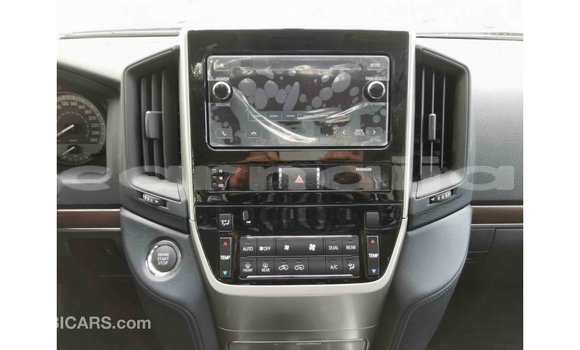 Acheter Import Voiture Toyota Land Cruiser Blanc à Import - Dubai, État d'Abia Acheter Import Voiture Toyota Land Cruiser Blanc à Import - Dubai, État d'Abia