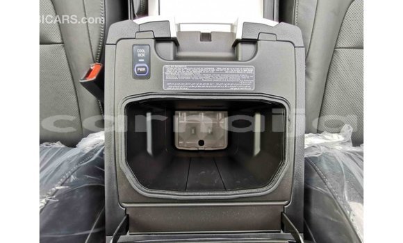 Acheter Import Voiture Toyota Land Cruiser Blanc à Import - Dubai, État d'Abia Acheter Import Voiture Toyota Land Cruiser Blanc à Import - Dubai, État d'Abia