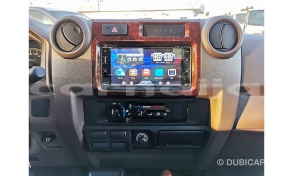 Buy Import Toyota Land Cruiser Beige Car in Import - Dubai in Abia State Buy Import Toyota Land Cruiser Beige Car in Import - Dubai in Abia State