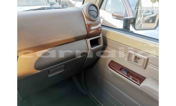 Buy Import Toyota Land Cruiser Beige Car in Import - Dubai in Abia State Buy Import Toyota Land Cruiser Beige Car in Import - Dubai in Abia State