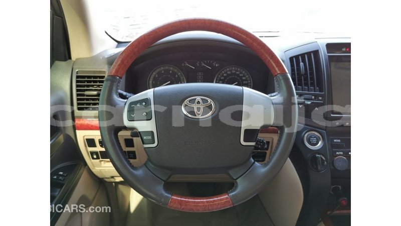 Big with watermark toyota land cruiser abia state import dubai 15951