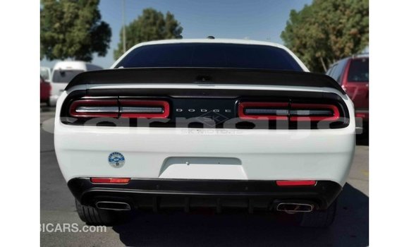 Buy Import Dodge Challenger White Car in Import - Dubai in Abia State Buy Import Dodge Challenger White Car in Import - Dubai in Abia State