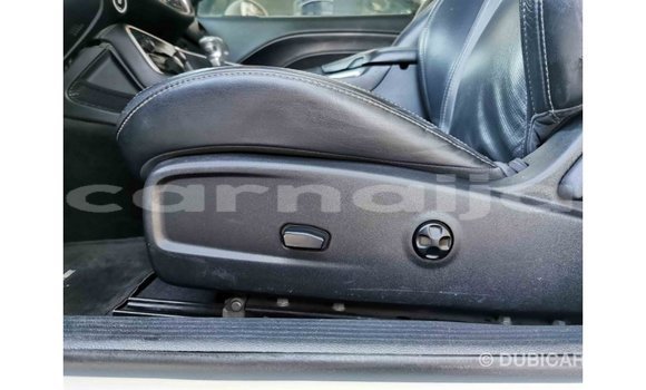 Buy Import Dodge Challenger White Car in Import - Dubai in Abia State Buy Import Dodge Challenger White Car in Import - Dubai in Abia State