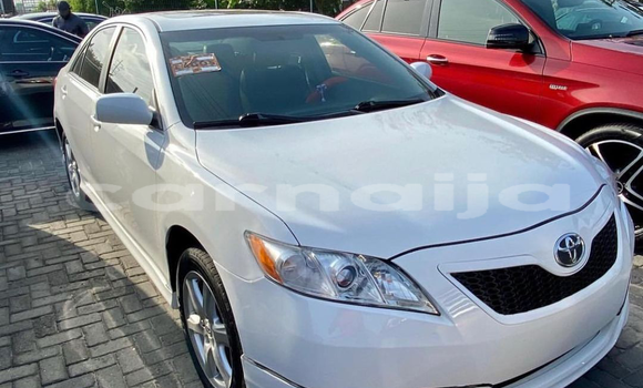 Buy Used Toyota Camry White Car in Ikeja in Lagos State