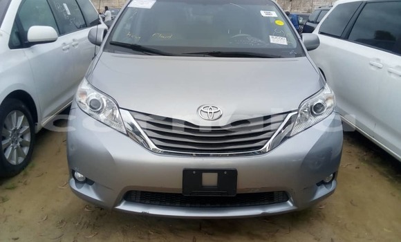 Acheter Occasion Voiture Toyota Sienna Gris à Port Harcourt, Rivers State Acheter Occasion Voiture Toyota Sienna Gris à Port Harcourt, Rivers State