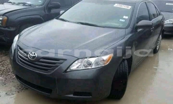 Buy Used Toyota Camry Beige Car in Abuja in Lagos State