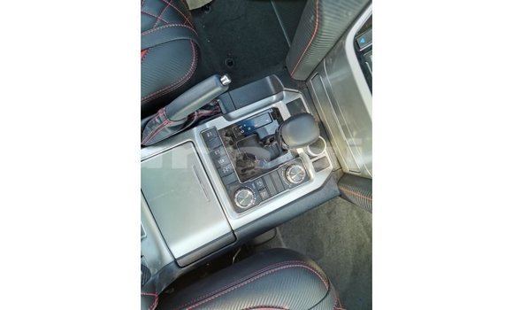 Acheter Import Voiture Toyota Land Cruiser Blanc à Import - Dubai, État d'Abia Acheter Import Voiture Toyota Land Cruiser Blanc à Import - Dubai, État d'Abia