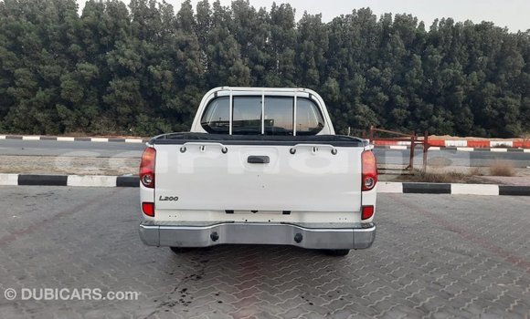 Acheter Import Voiture Mitsubishi L200 Blanc à Import - Dubai, État d'Abia Acheter Import Voiture Mitsubishi L200 Blanc à Import - Dubai, État d'Abia