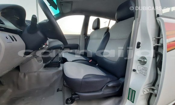 Acheter Import Voiture Mitsubishi L200 Blanc à Import - Dubai, État d'Abia Acheter Import Voiture Mitsubishi L200 Blanc à Import - Dubai, État d'Abia