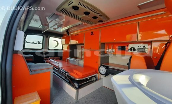 Buy Import Chevrolet Express White Car in Import - Dubai in Abia State Buy Import Chevrolet Express White Car in Import - Dubai in Abia State