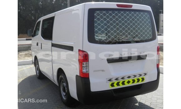 Buy Import Mitsubishi L400 White Truck in Import - Dubai in Abia State Buy Import Mitsubishi L400 White Truck in Import - Dubai in Abia State