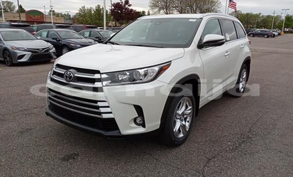 Acheter Import Voiture Toyota Highlander Blanc à Abuja, État de Lagos Acheter Import Voiture Toyota Highlander Blanc à Abuja, État de Lagos